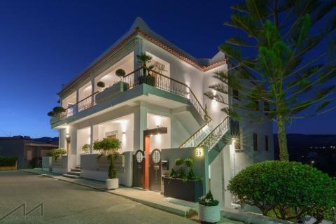 exterior lighting, architecture, lights, house, architect, lefteris martakis εξωτερικός φωτισμός, σχεδιασμός εισόδου, Λευτέρης Μαρτάκης, αρχιτέκτων μηχανικός