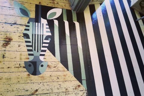 Ρόδι, καφέ, μπαρ, μαγαζιωτίσσης 1, Χίος, Rodi, cafe-bar, rennovation, vintage, pop, stripes, black and white, zebra  Ρόδι, καφέ, μπαρ, μαγαζιωτίσσης 1, Χίος, Rodi, cafe-bar, rennovation, vintage, pop, stripes, black and white, zebra