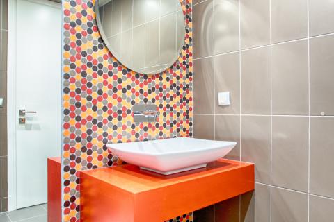 rennovation,  interior design, μπάνιο, πλακάκια, επικαθήμενος νιπτήρας, bathroom, tiles, colours rennovation,  interior design, μπάνιο, πλακάκια, επικαθήμενος νιπτήρας, bathroom, tiles, colours